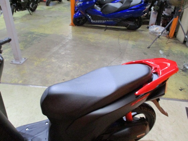 シートもこの通り破れもなければへたりもありません！タンデムも楽々のＤｉｏ１１０！！