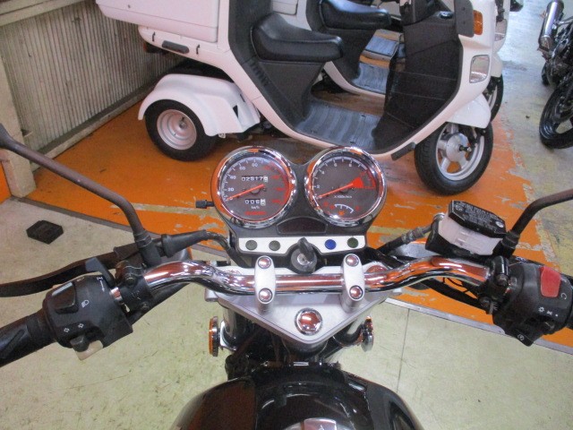 走行びっくり低走行の２５１７ｋｍ！！シグトインジケーターもついているのでビギナーも安心の一台！！