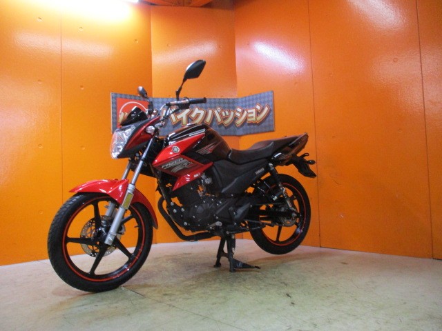 こちらの車両は納車点検を行わないので保証はありませんが支払総額がとってもリーズナブル！勝負価格！