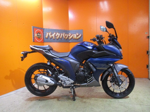 横から見てもこの通り状態グッド！２０２０年のＫモデルで低走行ですから本当に綺麗な一台ですよ！！