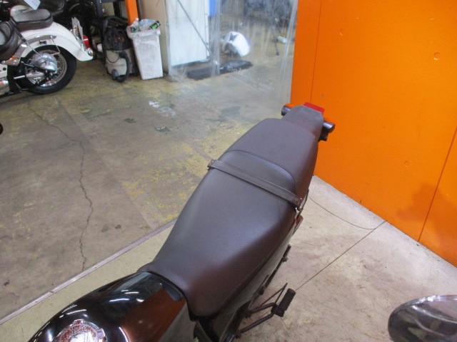 シートもこの通り破れもなければへたりもありません！！今やＦＴＲ２２３の特に高年式のノーマル車は希少！