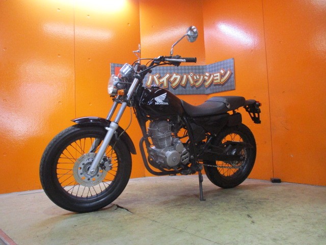 最長２４か月保証付き！！カラーも男女問わず人気の高いグラファイトブラック！他店追従不可能価格！！