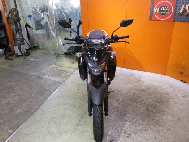 フロントから見てもこの通り状態グッド！！ＦＺ２５は入荷のたびに即売れですので悩むのは危険な一台！！