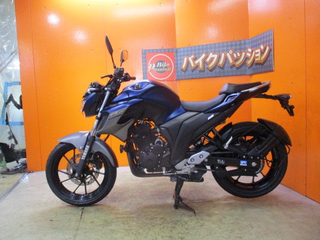 反対側もこの通り状態グッド！！ビギナーでも安心の純正フルノーマル車両！勿論通販も大歓迎の一台！！