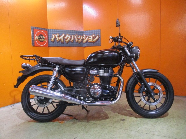 横から見てもこの通り状態状態グッド！ＧＢ３５０は若い方！年配の方！男性でも女性でも人気の高い一台！