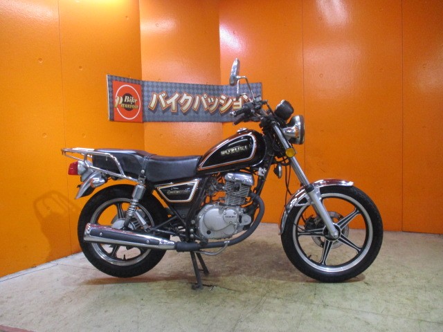 横から見てもこの通り状態グッド！！当社は価格は安くても車両の質は高いので常時即売れ！