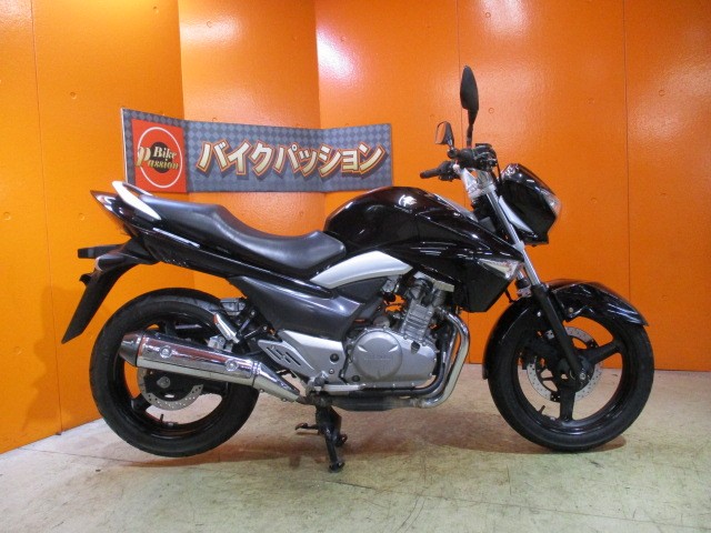 横から見てもこの通り状態グッド！！安心の純正フルノーマル車両がこの価格はお安い！！他店追従不可能価格