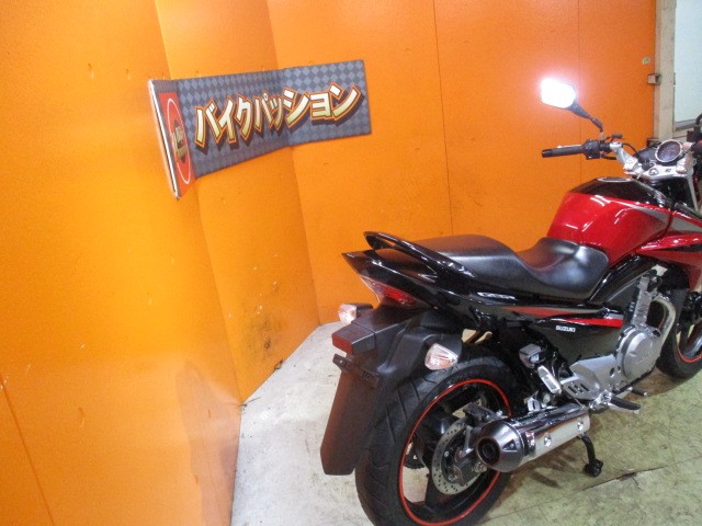 Ｒ周りもシートもこの通り状態グッド！来店が難しい方はお電話にて通販も可能ですよ！！他店追従不可能価格