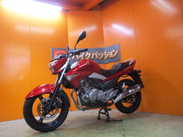 最長２４か月保証付き！！カラーも人気の高いキャンディーカーディナルレッド！！早い者勝ちの一台！！