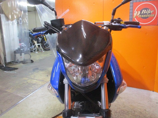 フロントから見てもこの通り状態グッド！購入時はＬＥＤ取り付け工賃が無料ですので是非ともこの機会に！！