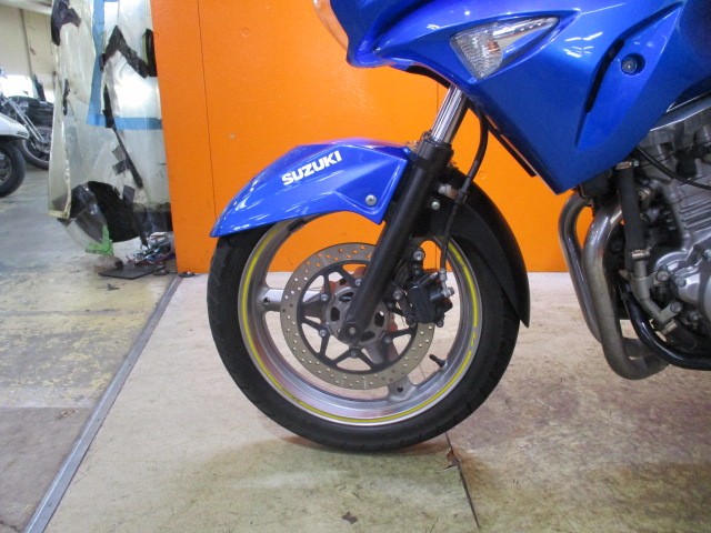 ホイールもこの通り状態グッド！！来店が難しい方はお電話にて通販も可能ですよ！！他店追従不可能価格！