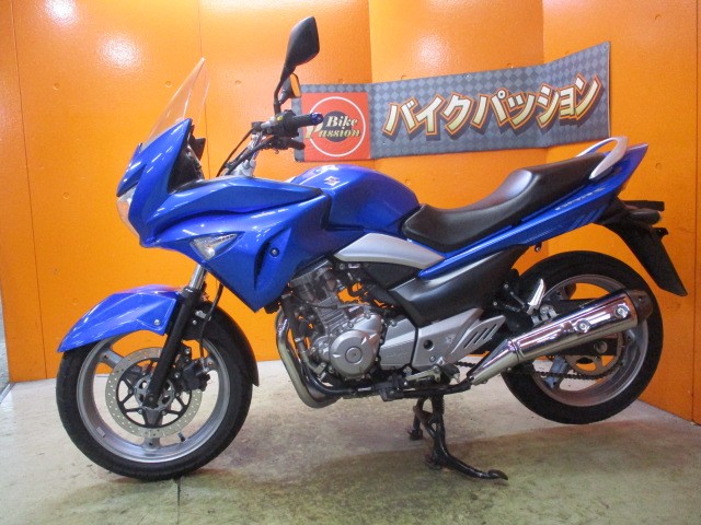 反対側もこの通り状態グッド！！ＧＳＲ２５０Ｓは球数が少ないので悩むのは危険な一台！！