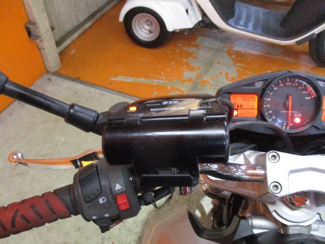 これは嬉しいオプション！！ＥＴＣも装備済みでこの価格は安い！！来店が難しい方はお電話にて通販も可能！