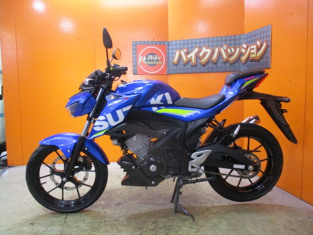 反対側もこの通り状態グッド！！当社でもこのＧＳＸ－Ｓ１５０は早々には入荷しませんよ！早い者勝ちの一台