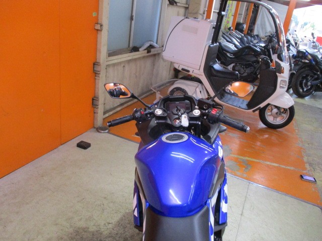 見てください！この綺麗なタンク！当社は価格はお安いですが、車両の質は高いので常時即売れ！！