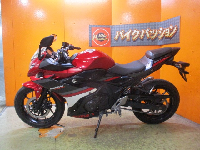 反対側もこの通り状態グッド！ＧＳＸ２５０Ｒは本当に乗り易いバイクですから女性でもビギナーでも安心！！