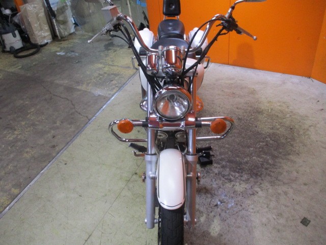 フロントから見てもこの通り状態グッド！！フルオプションのＧＺ１２５ＨＳがこの価格は他店追従不可能価格