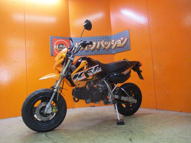 最長２４か月保証付き！！ＫＳＲでは逆に希少な純正フルノーマル車両！勝負価格の一台！他店追従不可能価格