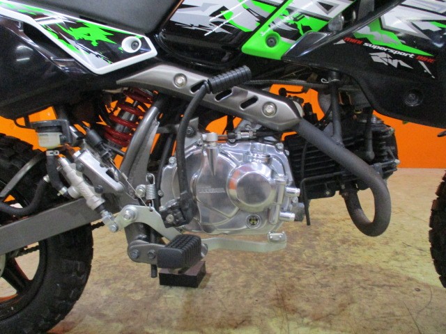 エンジンもこの通りとっても綺麗です！！高価な武川のクラッチＫＩＴに社外のクロスミッション搭載！！