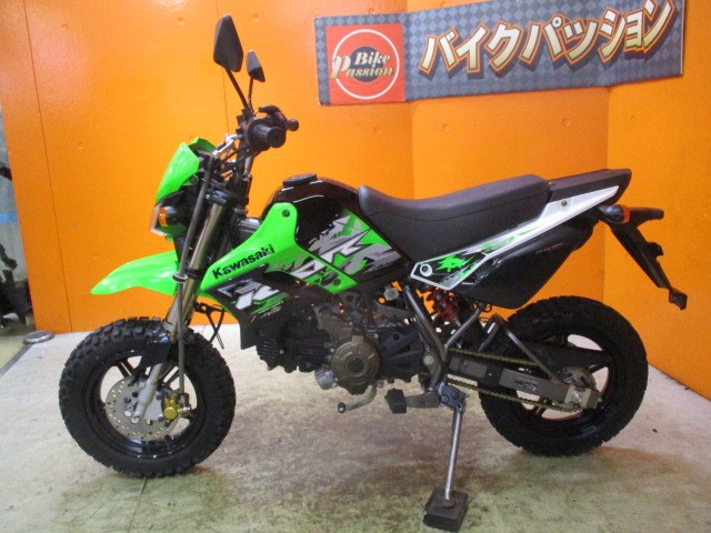 反対側もこの通り状態グッド！！改造費用だけでも軽く１５万以上！それが装備済みでこの距離でこの価格！！