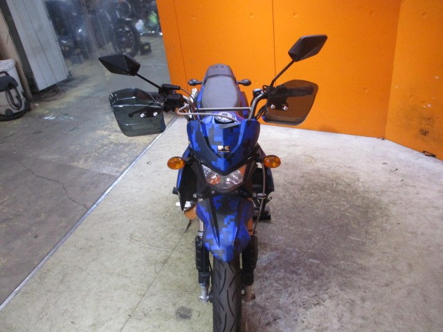 フロントから見てもこの通り状態グッド！あるとっても嬉しいナックルガードも装備済み！他店追従不可能価格