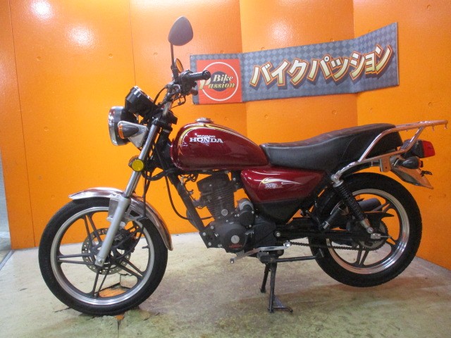 反対側もこの通り状態グッド！１２５ＭＴ系は何しろ球数が少ないのにほしい人は多いので悩むのは危険ですよ