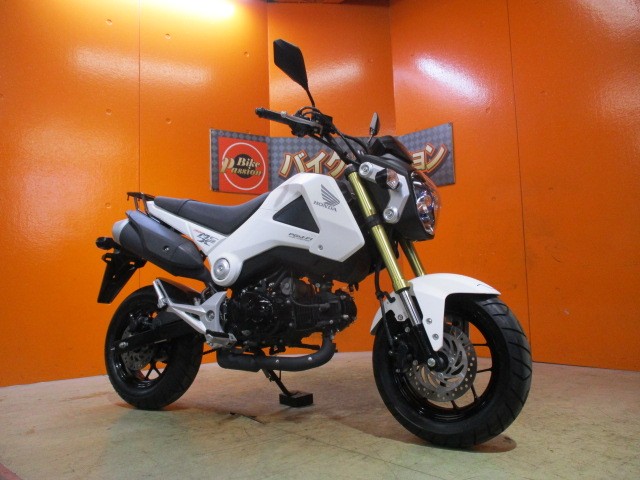 低走行の逆車のグロムが緊急入荷！！真剣に購入を希望の方は０９０４４１８５３３２小西まで！！