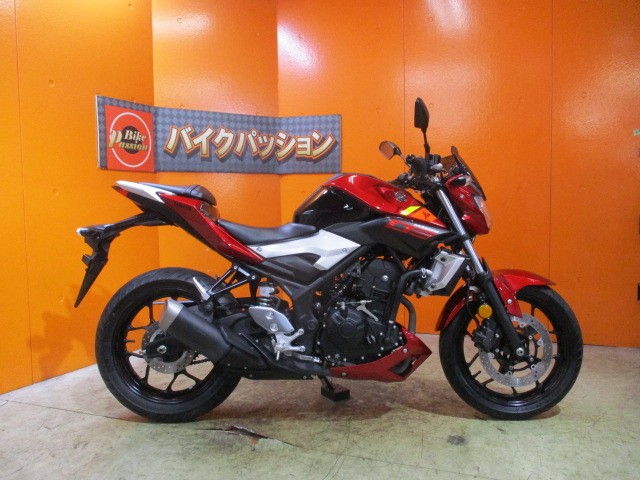 横から見てもこの通り状態グッド！！価格はお安いですが、外装もエンジンもマフラーも本当に綺麗な一台！！