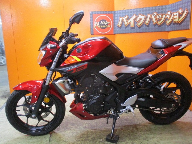 反対側もこの通り状態グッド！！専門店でもディーラーでもない当社だからこそできるこの価格設定！！