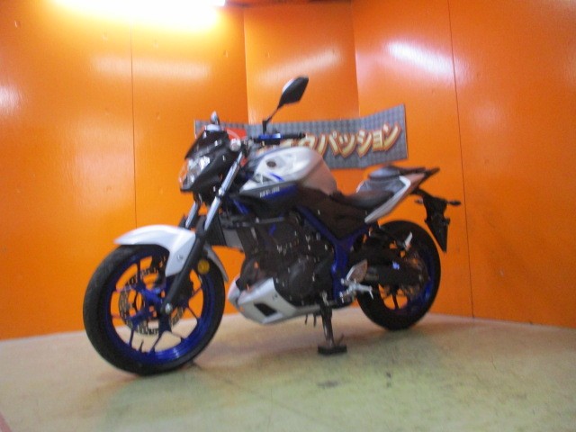 最長２４か月保証付き！カラーも男女問わず人気の高いマットシルバー！文句のつけようのない一台ですよ！！