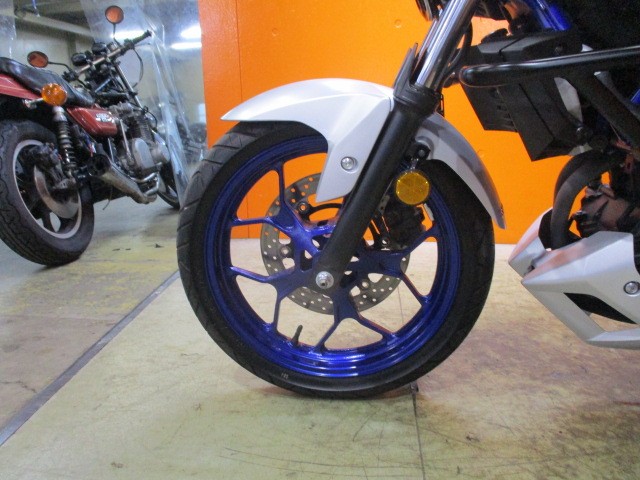 ホイールもこの通り状態グッド！！専門店でもディーラーでもない量販店当社だからこそできるこの価格設定！