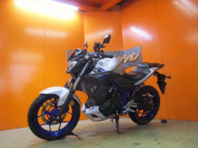 最長２４か月保証付き！！カラーも人気の高いマットシルバー！ここまでの低走行でこの価格は本当にお安い！