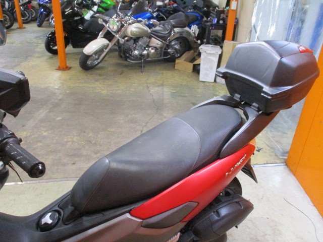 シートもこの通り破れもなければへたりもありません！当社は価格は安くても車両の質が高いので常時即売れ！