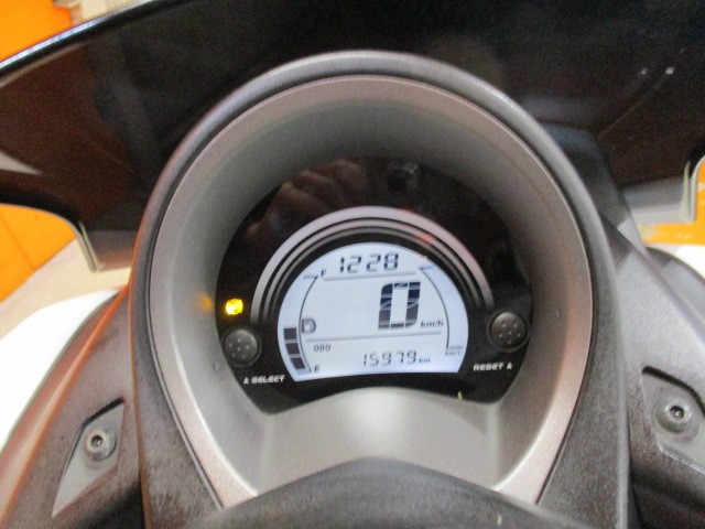 走行も１５９７９ｋｍの低走行車！ＮＭＡＸは燃料消費率１Ｌ＝４９．９ｋｍの高燃費！流石ブルーコア！！