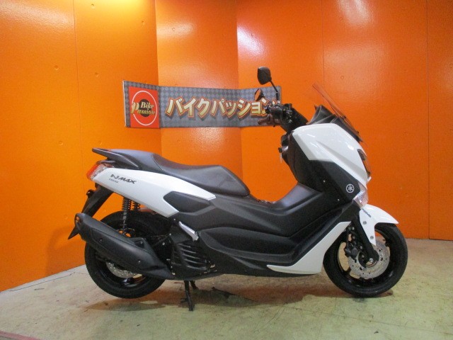 横から見てもこの通り状態グッド！！写真では見にくいですが、盗難防止のイモビアラームも装備済み！！