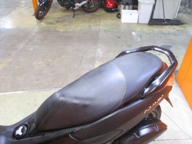 シートもこの通り破れもなくへたりもありません！来店が難しい方はお電話にて通販も可能ですよ！！