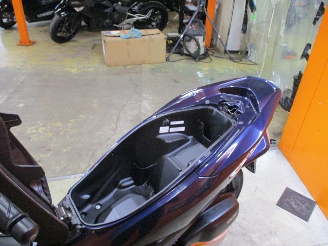 メットインもＰＣＸはこの通りとっても広くて使いやすい！！通勤通学にはもってこいの一台！！