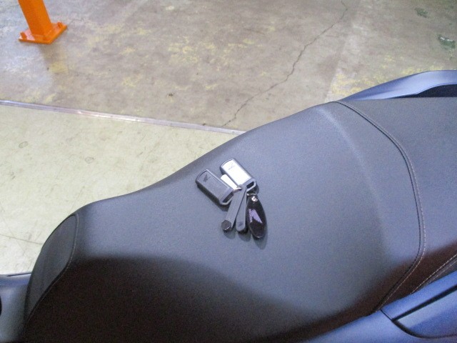 写真の通り勿論電子キーも２本装備！！さらにメカニカルキーも２本装備！こういう所はよくチェック！！