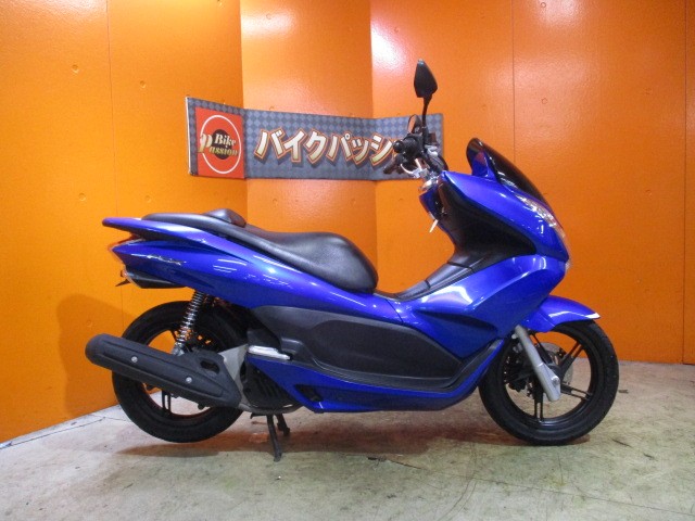 横から見てもこの通り状態グッド！フェンダーレス済みですからＲ周りは写真の通りとってもすっきり！！