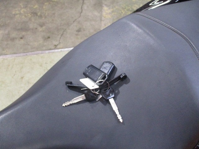 電子キーもきちんと２本装備！！ＢＯＸキーも２本装備！メカニカルキーもきちんと２本装備！流石１オーナー