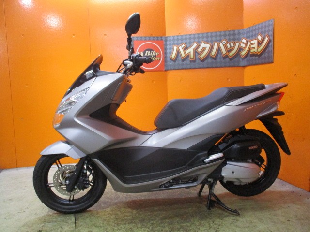 反対側もこの通り状態グッド！！高速が乗れるのは勿論！トルクも太いので下道本当にすいすいの一台！！