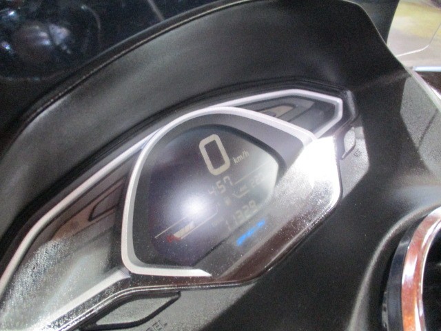 走行も１１３２９ｋｍの低走行車！ＰＣＸ１５０は燃料消費率１Ｌ＝５２．９ｋｍのやばい高燃費車両！！