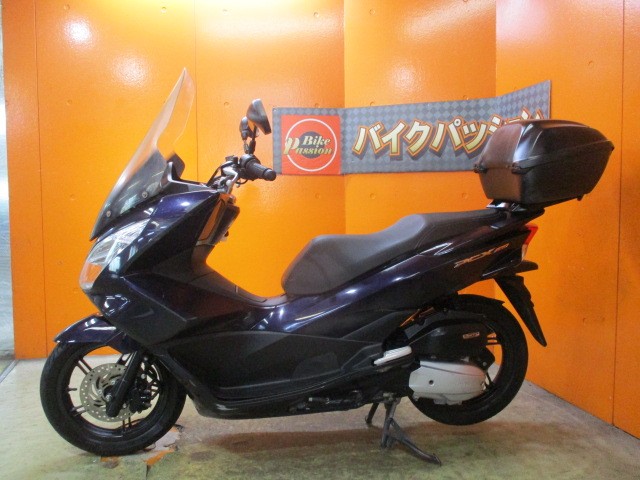 反対側もこの通り状態グッド！ＰＣＸ１５０は高速が乗れるは勿論！トルクが太いので下道も楽々ですよ！