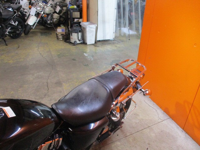 シートもこの通り破れもなければへたりもありません！社外キャリア装備も嬉しいオプション！勝負価格の一台