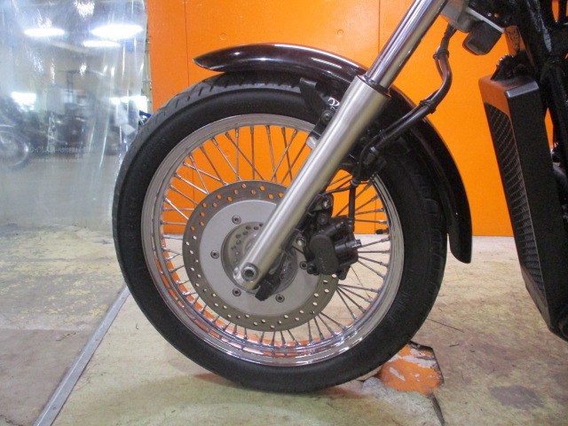 ホイールもこの通り状態グッド！フォークのアウターまでもが綺麗な一台は冗談抜きの早い者勝ちの一台！！