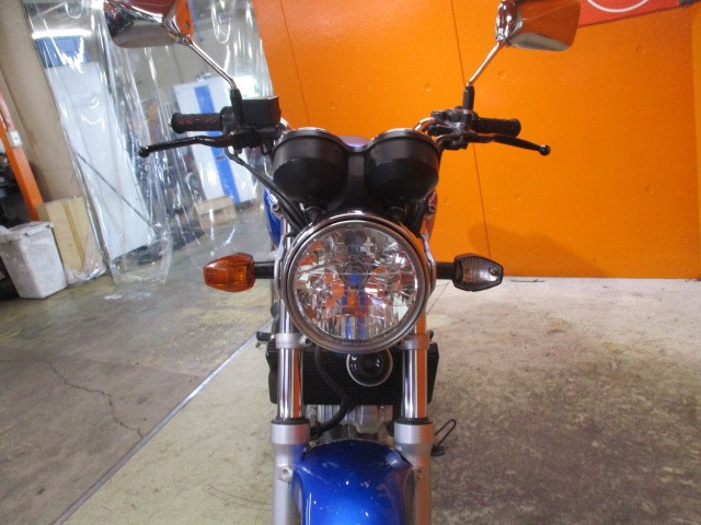 フロントから見てもこの通り状態グッド！購入時はＬＥＤ取付工賃無料！是非ともこの機会に！早い者勝ち！！