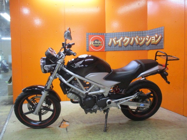 反対側もこの通り状態グッド！専門店でもディーラーでもない量販店の当社だからこそできるこの価格設定！！