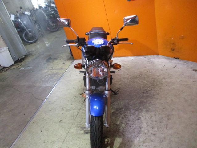 フロントから見てもこの通り状態グッド！購入時はＬＥＤ取付工賃無料ですので是非ともこの機会に！決済価格