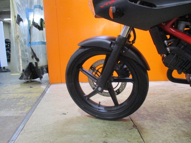 ホイールもこの通り状態グッド！前後タイヤなんとα１４装着！定価７５３０８円のハイグリップタイヤ！！