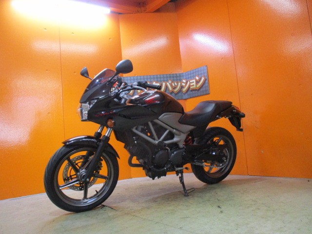 最長２４か月保証付き！！カラーもかっこいいパールコスミックブラック！勝負価格の一台！